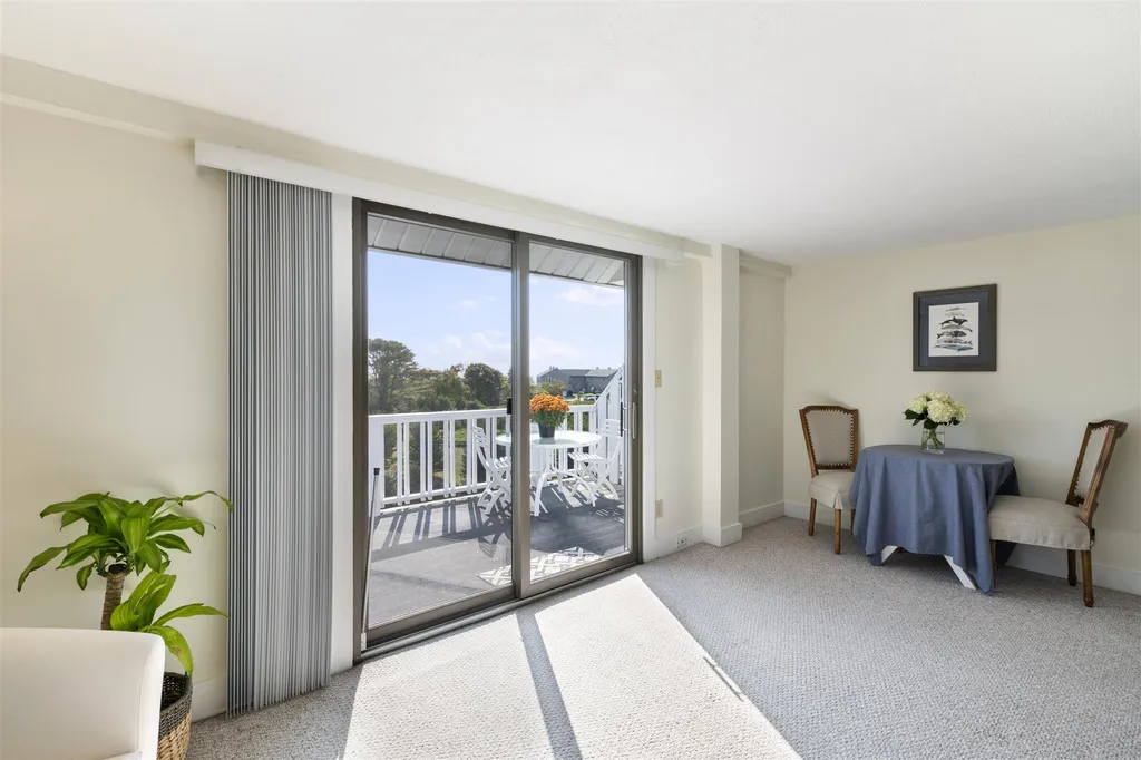 42 Washington Road Rye NH 03870