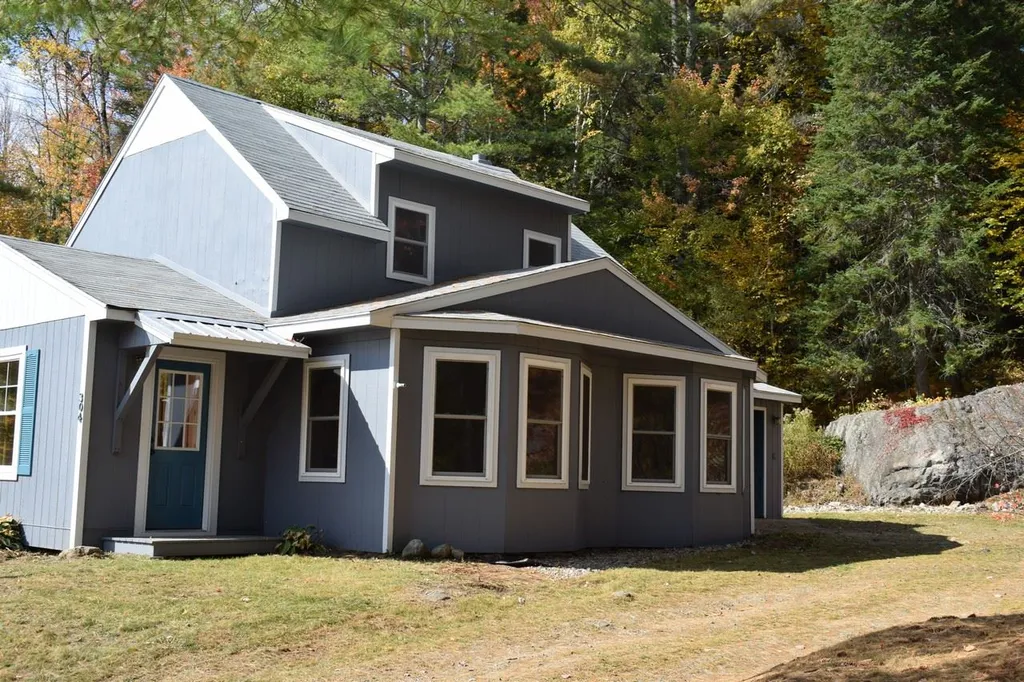 304 Percy Road Stark NH 03582