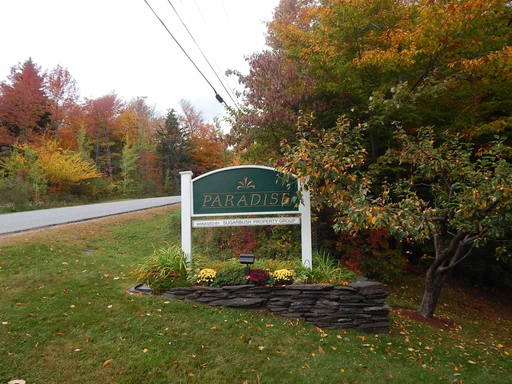 34 Paradise Way Warren VT 05674