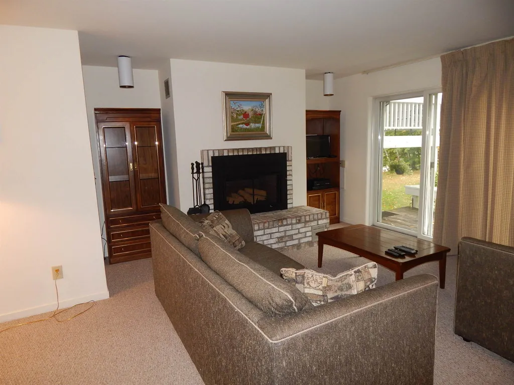 34 Paradise Way Warren VT 05674