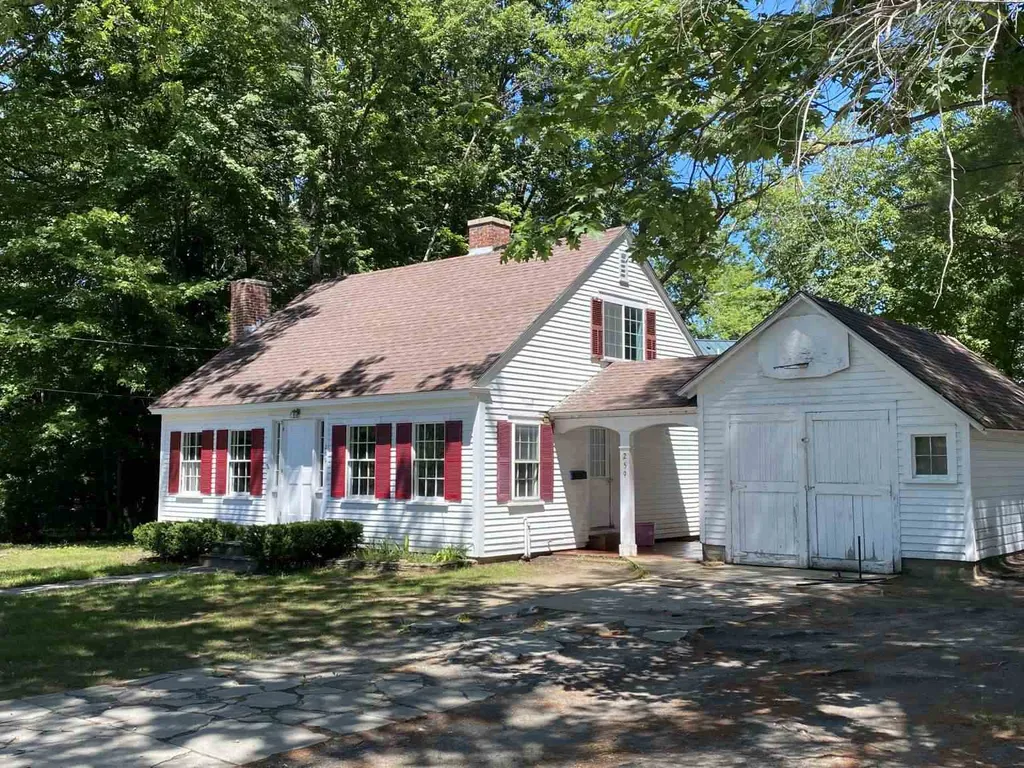 259 Maple Avenue Claremont NH 03743
