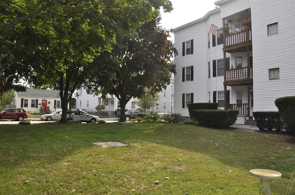 252 Bell Street Manchester NH 03103