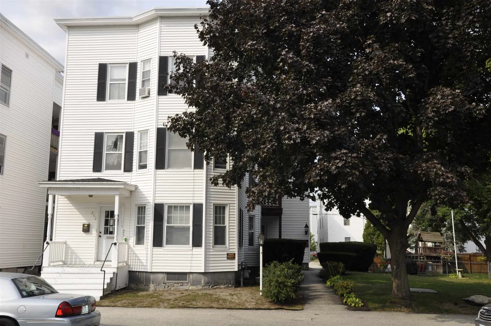 252 Bell Street Manchester NH 03103