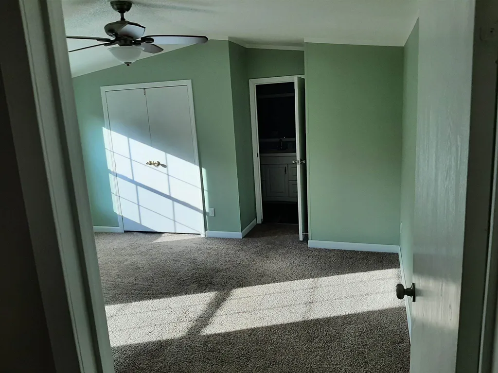 2 Brook Circle Loudon NH 03307