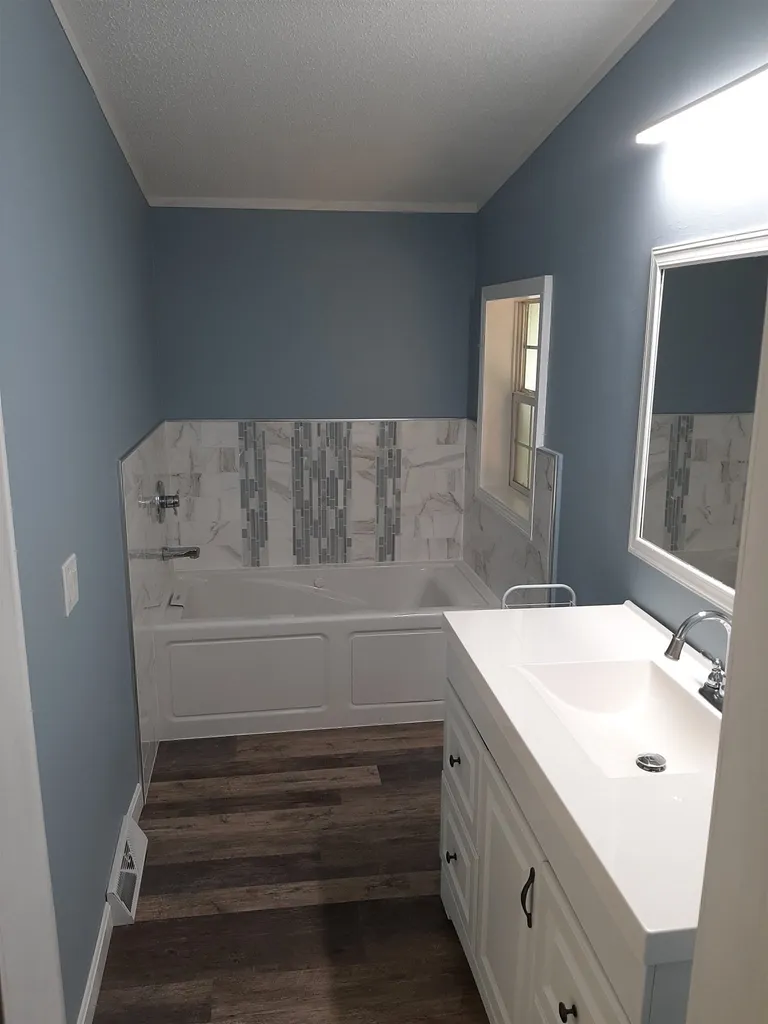 2 Brook Circle Loudon NH 03307