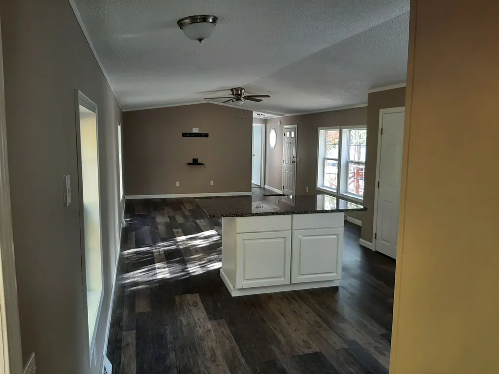 2 Brook Circle Loudon NH 03307