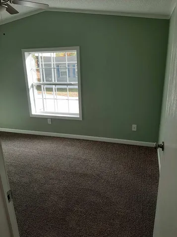 2 Brook Circle Loudon NH 03307