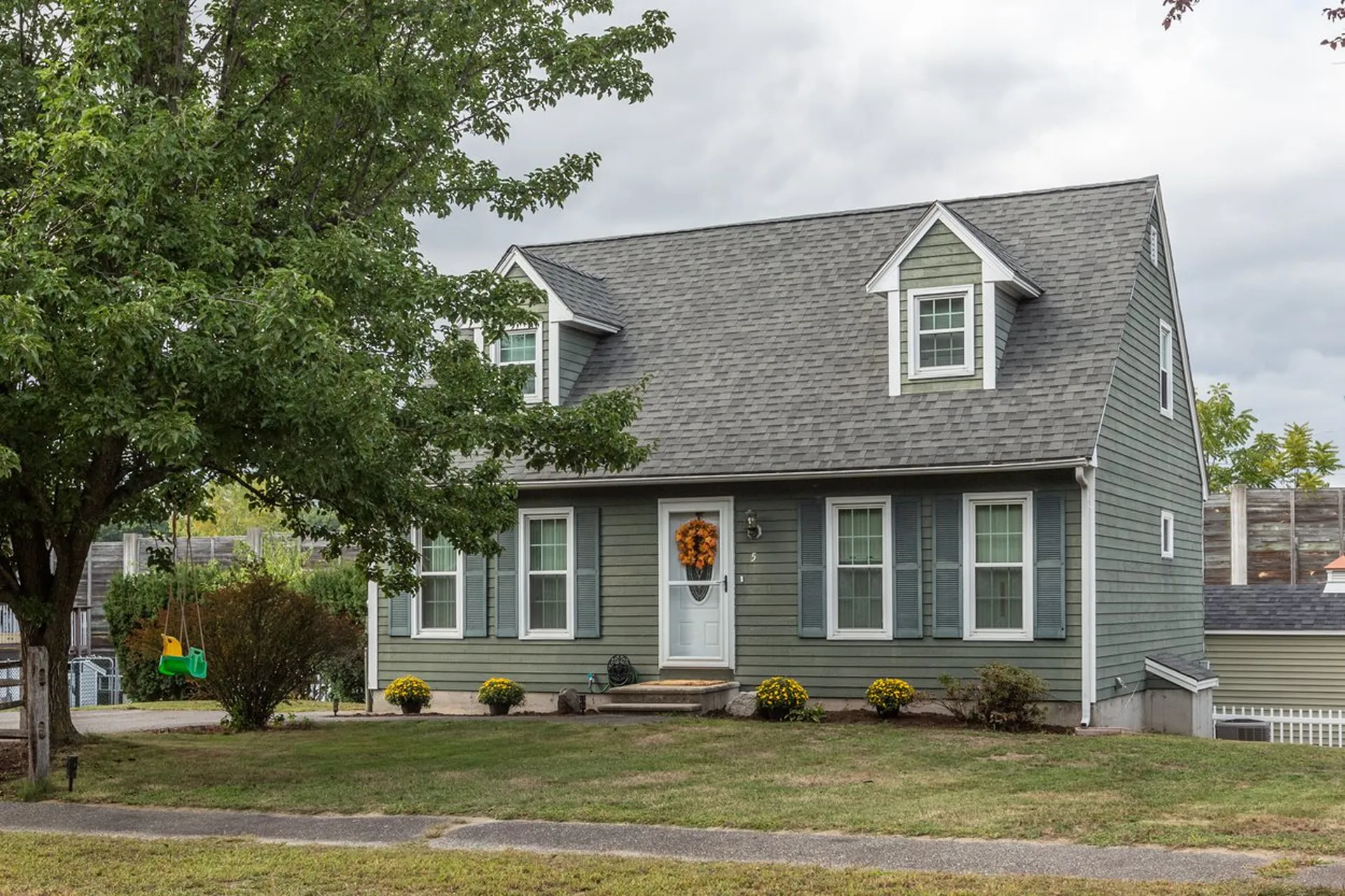 5 Peterborough Place Nashua NH 03064