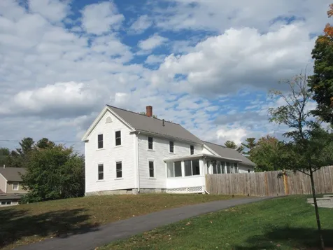 143 Manchester Street Nashua NH 03064