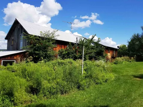 2746 Vt Route 105 Derby VT 05829