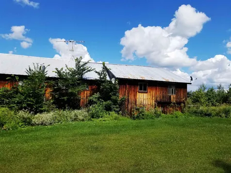 2746 Vt Route 105 Derby VT 05829