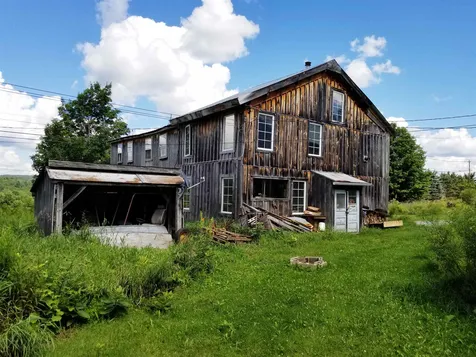 2746 Vt Route 105 Derby VT 05829