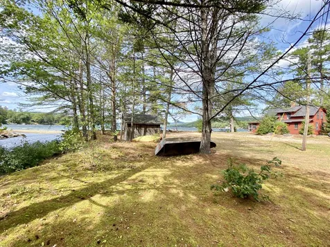42 Brookdale Road Bridgewater NH 03222