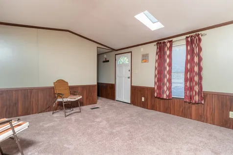 6 Juniper Lane Lee NH 03861-4411