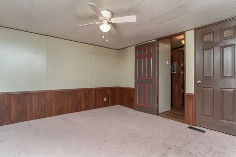 6 Juniper Lane Lee NH 03861-4411