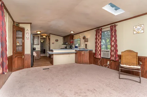6 Juniper Lane Lee NH 03861-4411