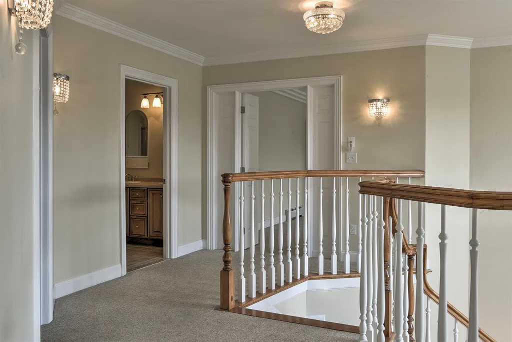 5 Oak Ridge Drive Marlborough NH 03455