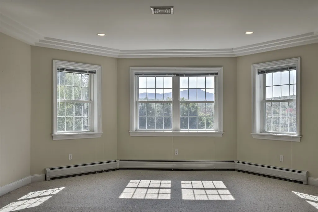 5 Oak Ridge Drive Marlborough NH 03455