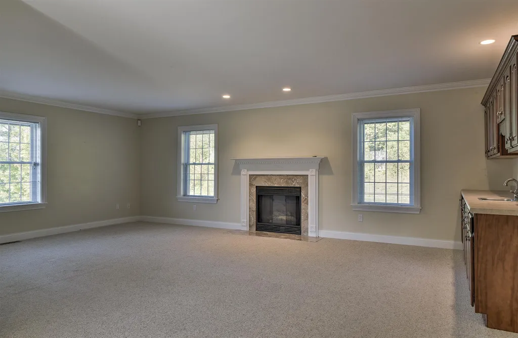 5 Oak Ridge Drive Marlborough NH 03455