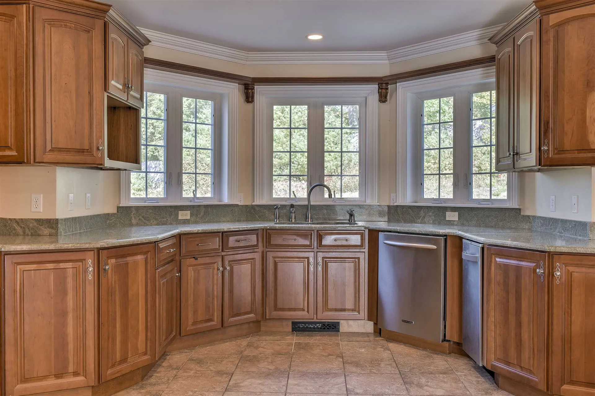 5 Oak Ridge Drive Marlborough NH 03455