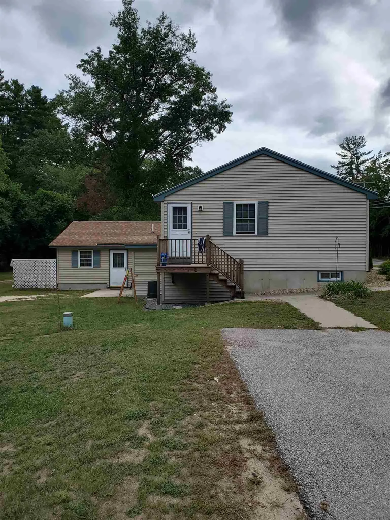 1428 A&b Mammoth Road Pelham NH 03076