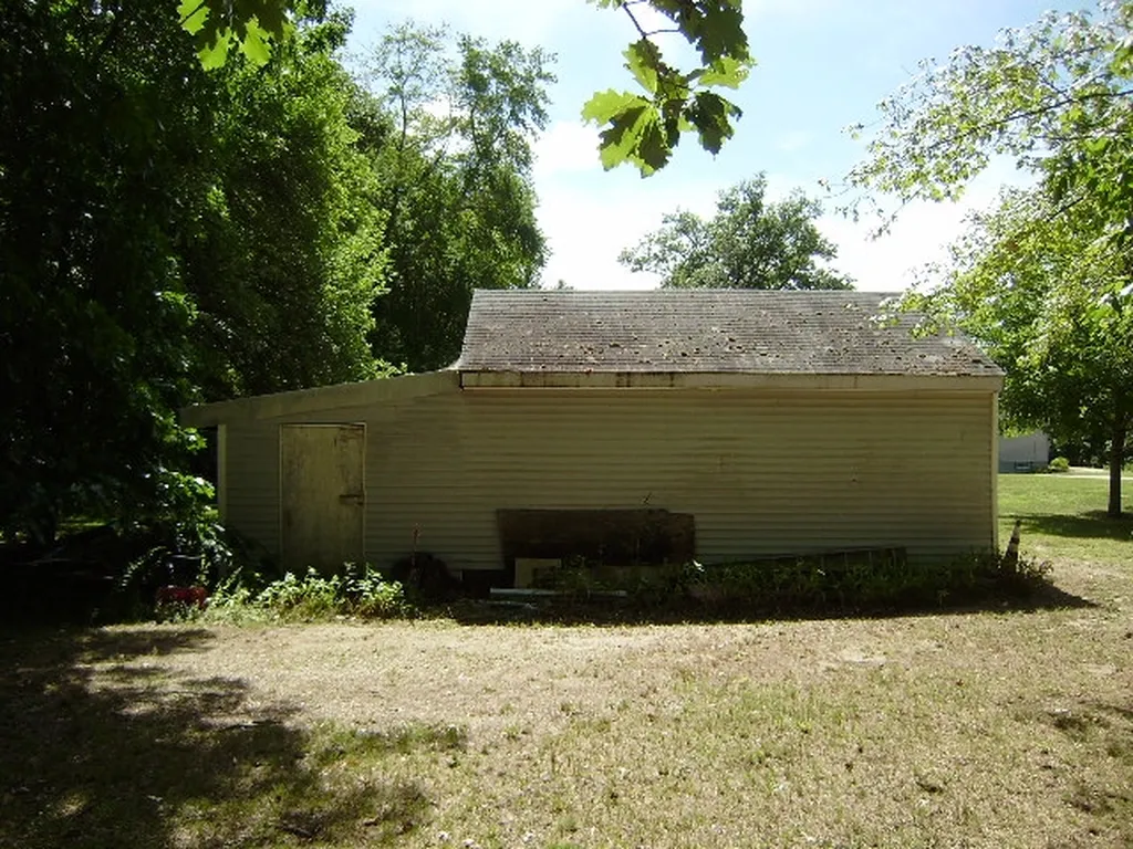 1428 A&b Mammoth Road Pelham NH 03076
