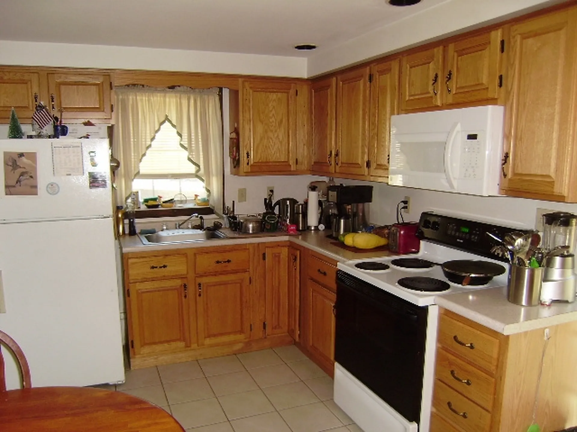 1428 A&b Mammoth Road Pelham NH 03076