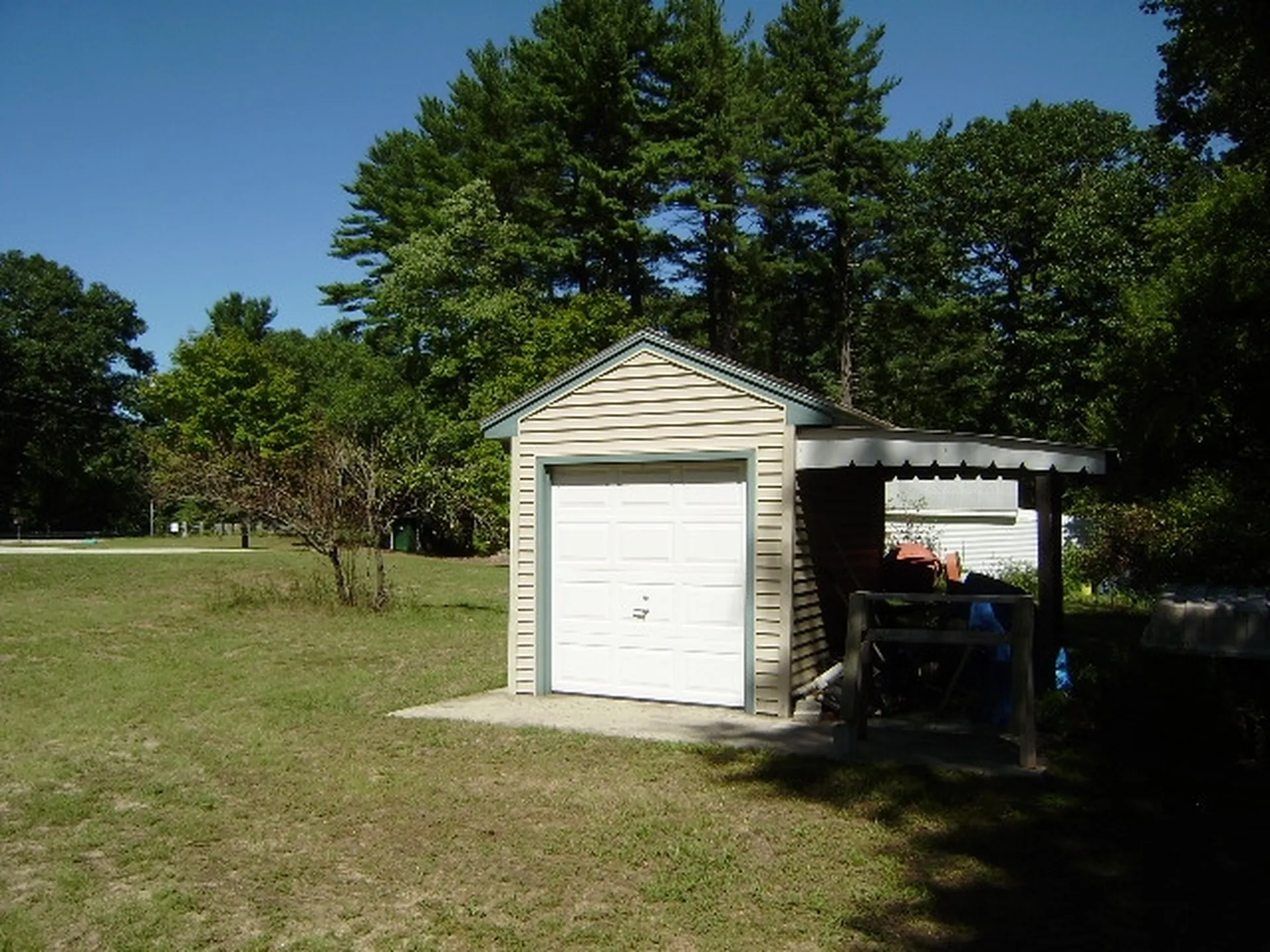 1428 A&b Mammoth Road Pelham NH 03076