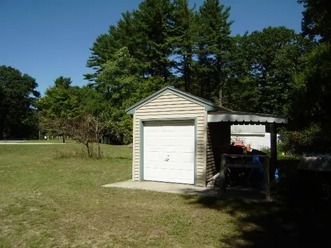 1428 A&b Mammoth Road Pelham NH 03076