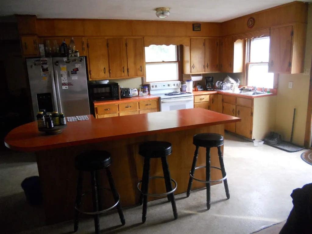 971 Nh Route 120 Cornish NH 03745