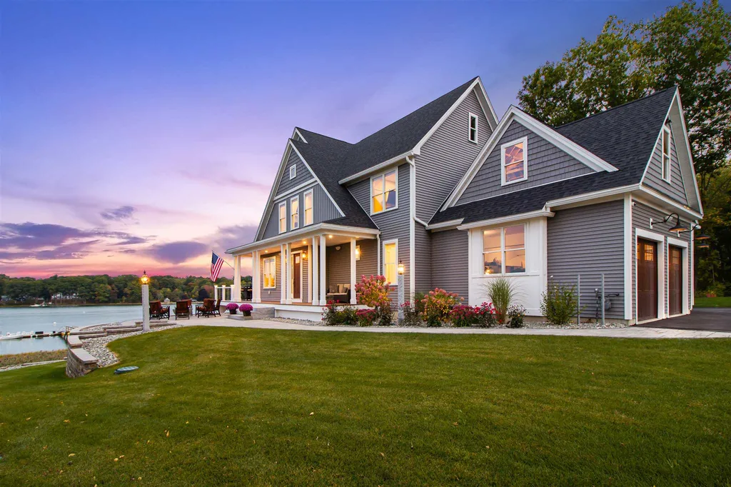 39 Shore Lane Dover NH 03820