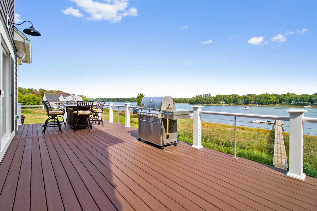 39 Shore Lane Dover NH 03820
