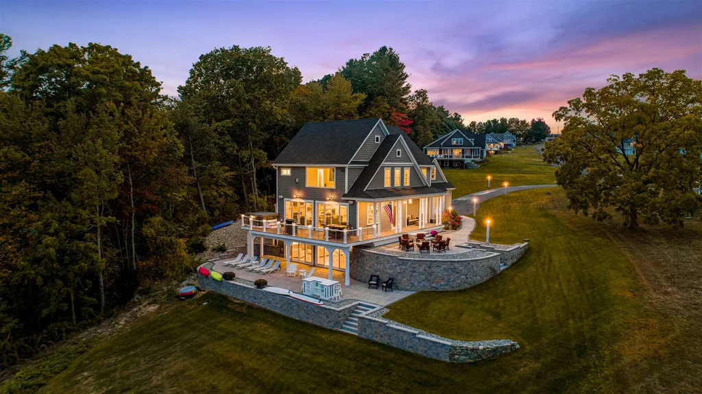 39 Shore Lane Dover NH 03820
