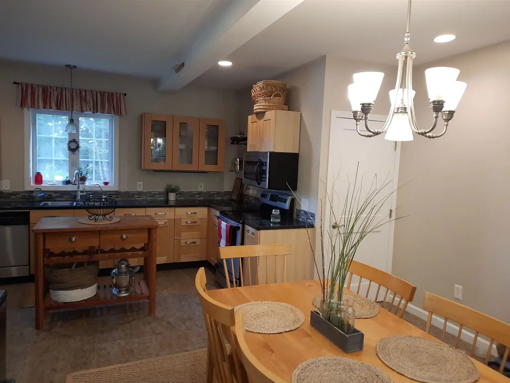 228 Russell Drive Weare NH 03281