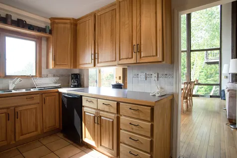 17 Valley View Road Dover VT 05356