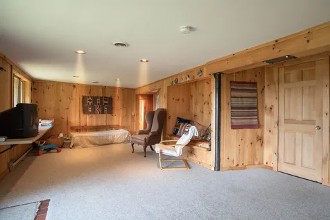17 Valley View Road Dover VT 05356