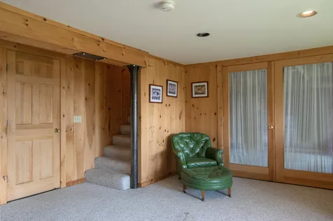 17 Valley View Road Dover VT 05356