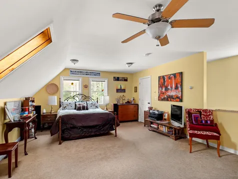 884 Richmond Road Hinesburg VT 05461