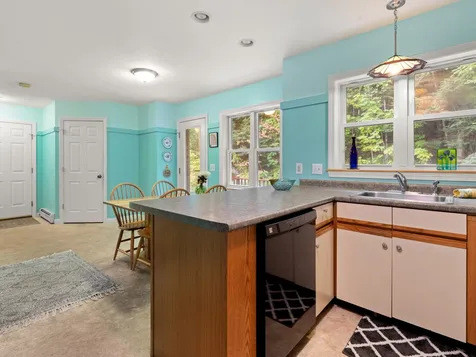 884 Richmond Road Hinesburg VT 05461