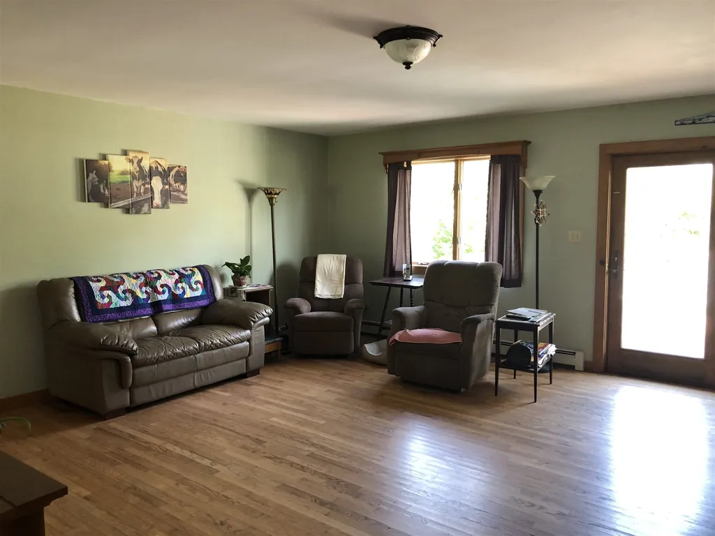 25 Burritt Lane Bristol VT 05443