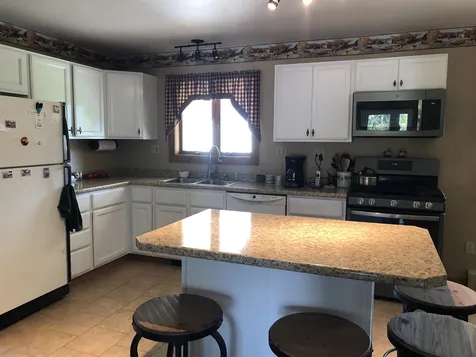 25 Burritt Lane Bristol VT 05443