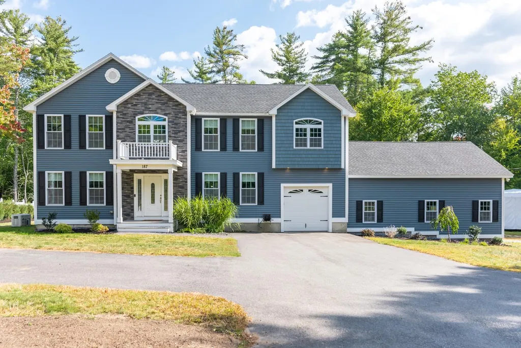 187 Litchfield Road Londonderry NH 03053