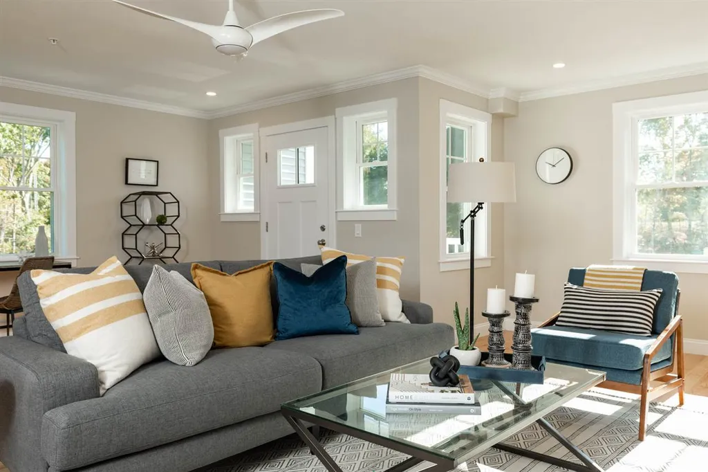 293 Peverly Hill Road Portsmouth NH 03801