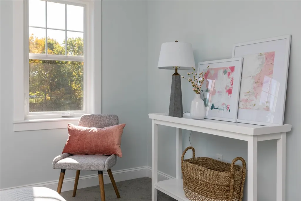 293 Peverly Hill Road Portsmouth NH 03801
