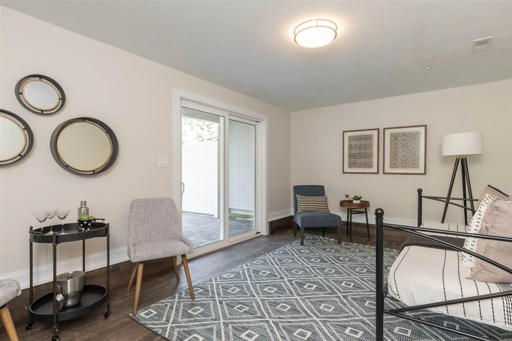 293 Peverly Hill Road Portsmouth NH 03801