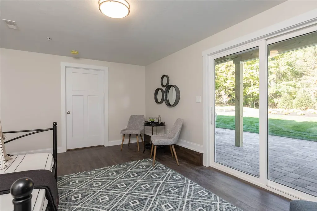 293 Peverly Hill Road Portsmouth NH 03801