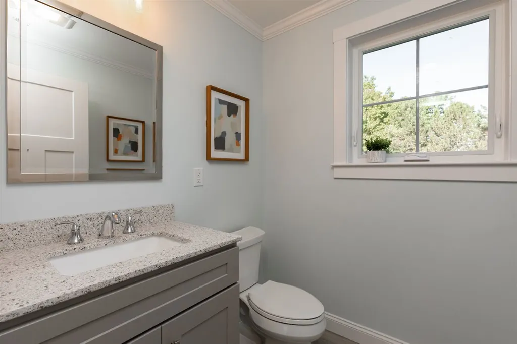 293 Peverly Hill Road Portsmouth NH 03801