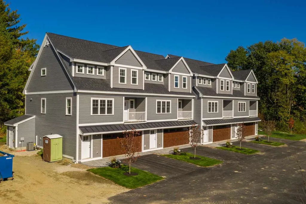 293 Peverly Hill Road Portsmouth NH 03801