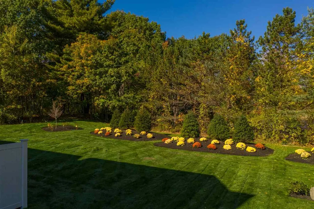 293 Peverly Hill Road Portsmouth NH 03801