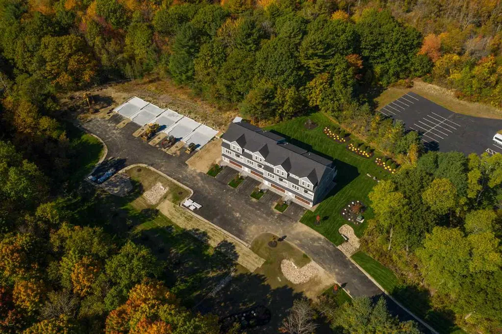 293 Peverly Hill Road Portsmouth NH 03801